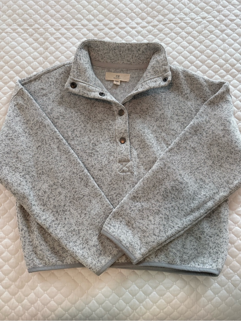 Thread & Supply Cozy Women's Heather Gray Snap-Front Pullover Sweater